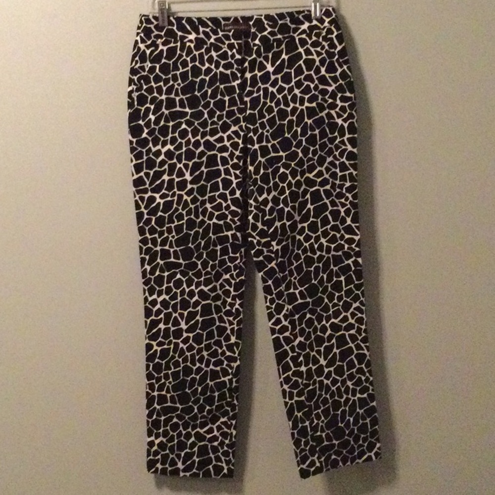 Dana Buchman Animal Print Capri/Ankle Pants